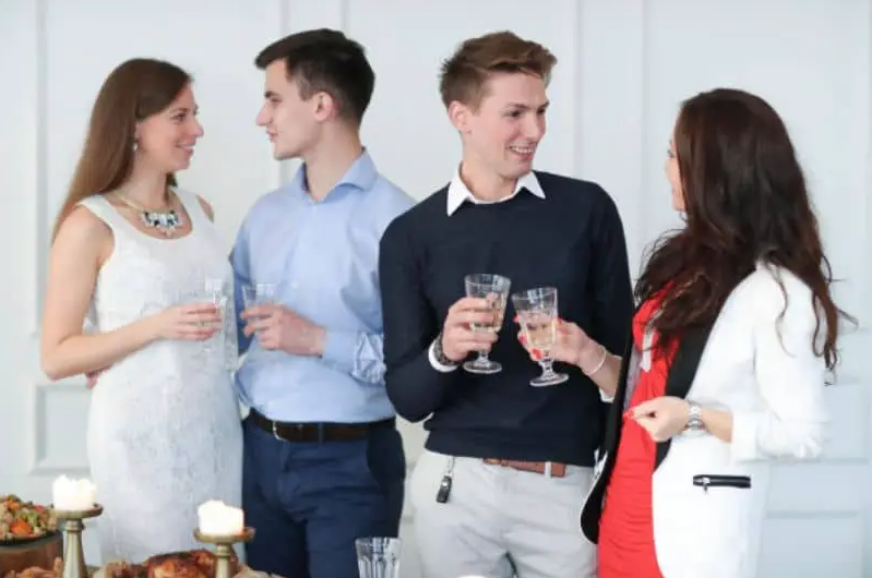 What is polyamory and how does it work How to have a polyamorous relationship of 3 or more people